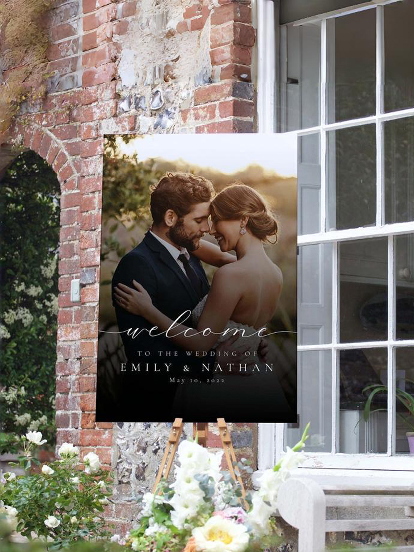 Wedding Display Boards with Customizable Photos
